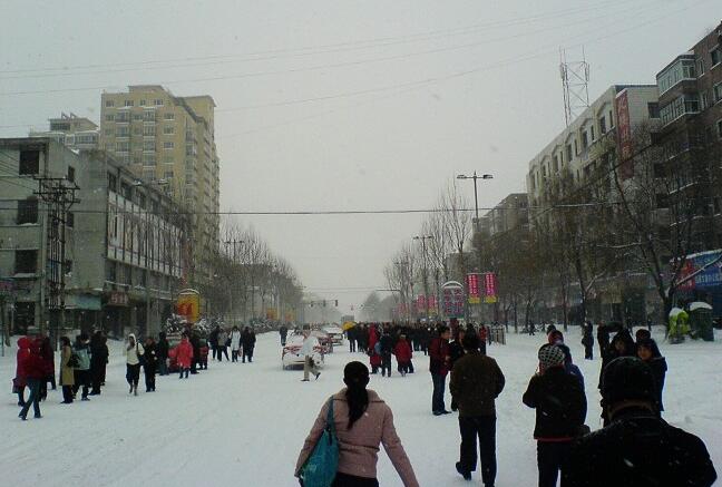 石家莊下雪啦，明天上班你知道注意什么嗎？